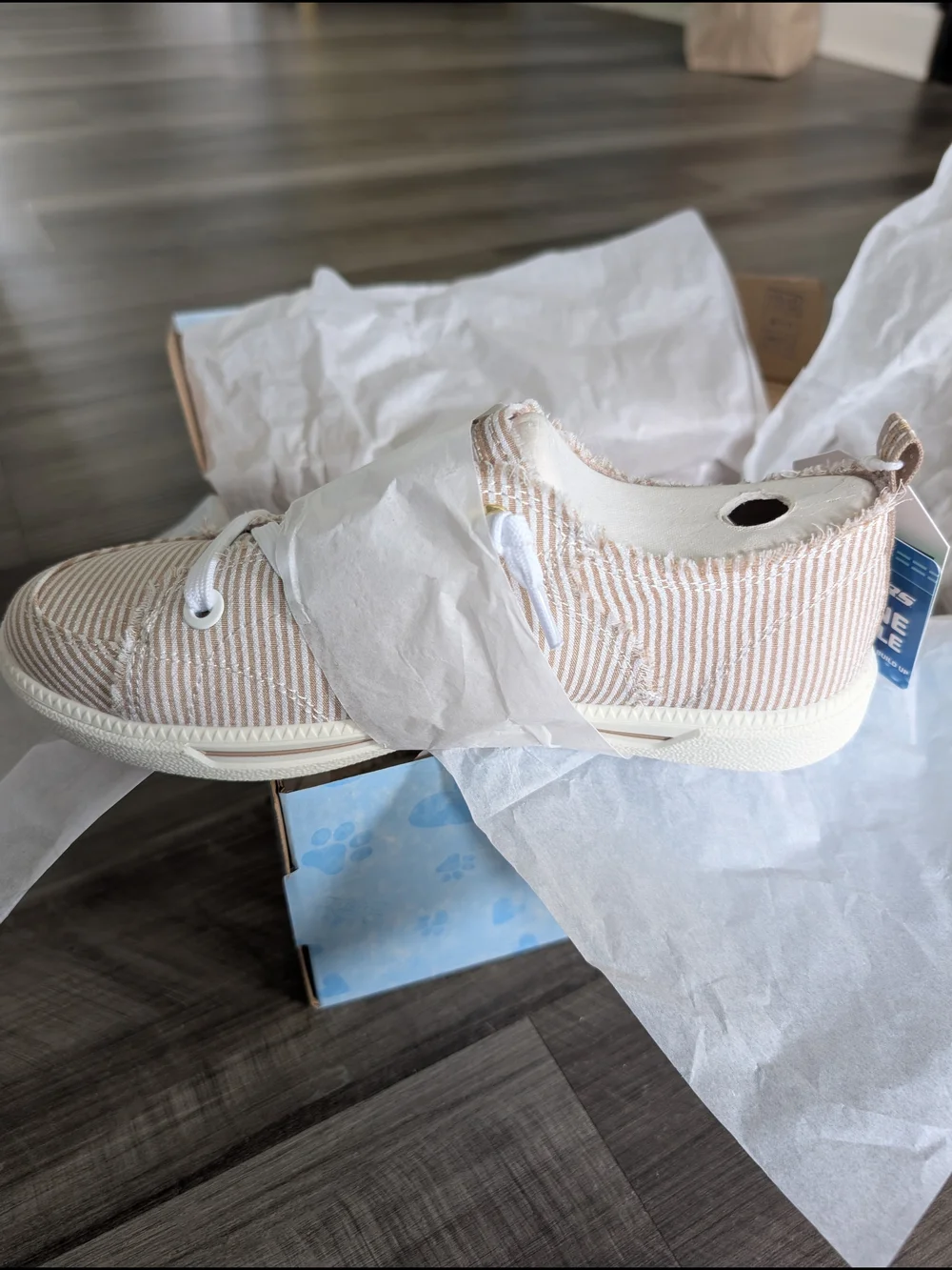 Skechers Kids Beige Striped Moccasins